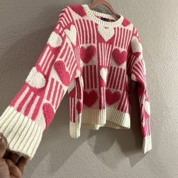 MAJOR LABEL GROUP π©· Sz: Small π  Long Sleeve Sweater π White/Pink π Acrylic - Picture 3 of 7
